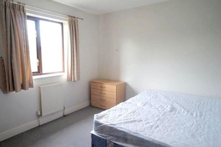 3 Bedroom Semi Detached Valuation - Photo 3