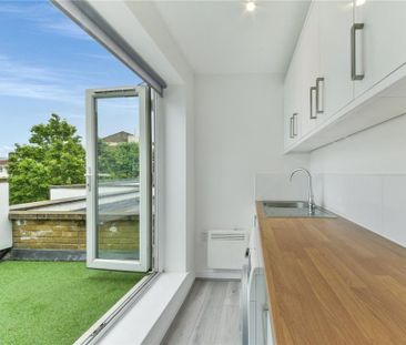 Studio to rent - Photo 5