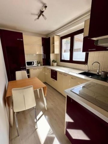 Apartament 2 camere Plaza Romania - Fotografie 4