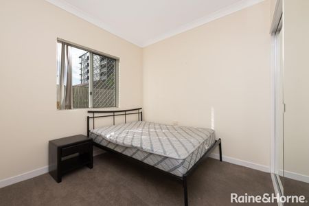 2/32-36 Lissner Street, Toowong, QLD 4066 - Photo 3