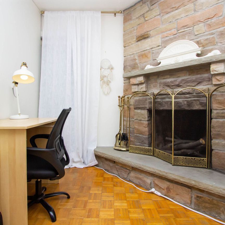 For Lease - 234 Robert Hicks (Lower) Drive, Toronto, Ontario - Photo 1