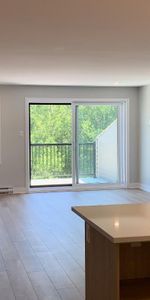 Magnifique condo 5 ½ SEMI-MEUBLÉ (5 électros) à Granby - Photo 4