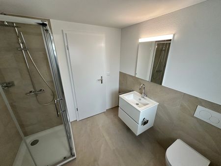 "Kernsaniert 2024 - neuwertige moderne 2.5-Zimmer-Maisonette-Dachwohnungen mit Galerie" - Foto 4