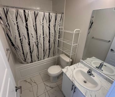 For Lease - 21 Melody Lane, Thorold, Ontario - Photo 3