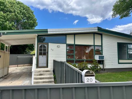 FAMILY HOME IN THE HEART OF TORONTO - Photo 4