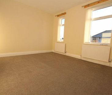 4 bedroom terraced house to rent - Photo 5