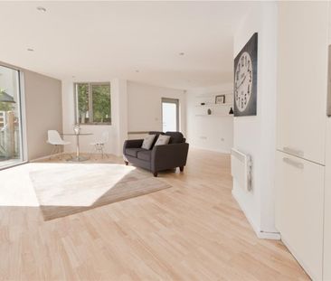 The Marlborough, NG3 - Photo 3