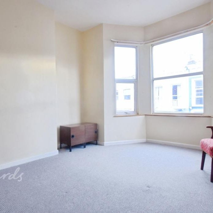 3 bedroom maisonette to rent - Photo 1