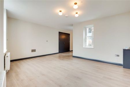 A stunning two double bedroom apartment set over two floors and located on Marylebone High Street. - Photo 3
