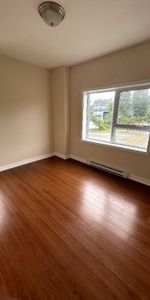 Superbe condo moderne à louer au coeur de Laval - Photo 3