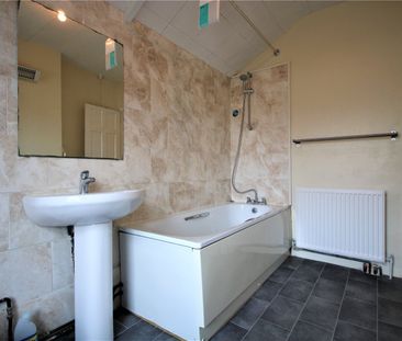 Catherine Street, Reading, Berkshire, RG30 - Photo 5
