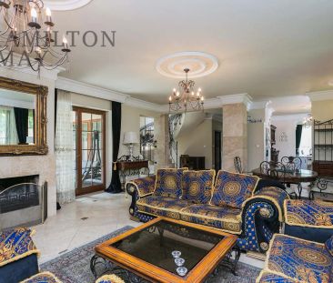 Elegancka willa z basenem w Konstancinie - Фото 3