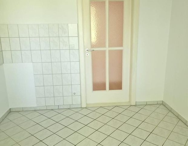 2 Raum-frisch renoviert und zum Einzug bereit - Foto 1