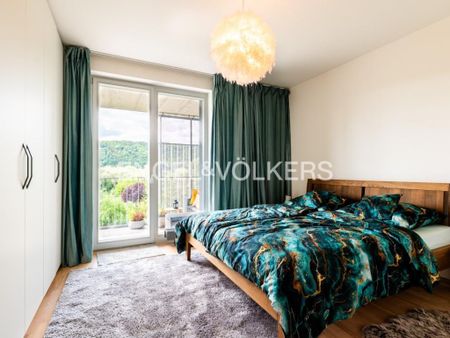 Pronájem bytu 2+kk 65 m2 - Fotografie 4