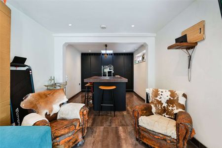 St. Frideswides Mews, London, E14 6LN - Photo 4