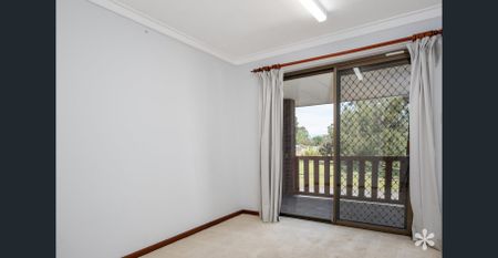 Expansive Family Home in Top Location - Photo 3