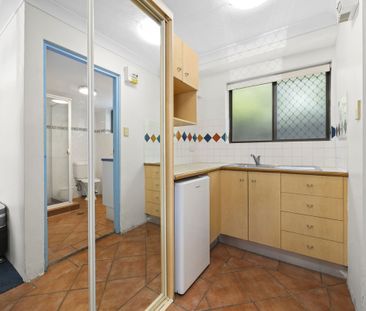 106/132 Marine Parade, Southport QLD 4215 - Apartment For Rent | Do... - Photo 3