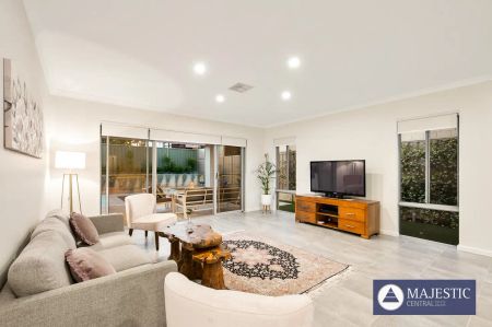 “SPACIOUS FAMILY HOME” - Photo 5