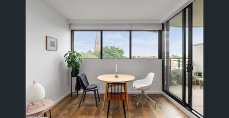 Furnished Modern And Luxurious Apartment WIth Space - Photo 2