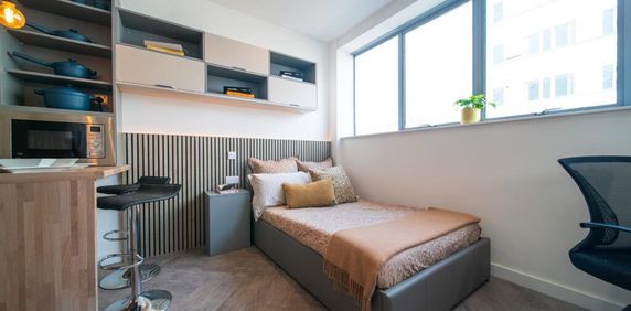 Studio to rent - Photo 2