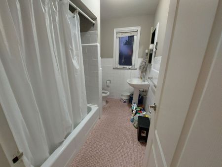 For Lease - 48 Lozoway Drive Unit# Main and Upper, Toronto, Ontario - Photo 3