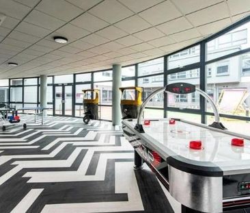 1 bedroom in a flat share to rent - Photo 1