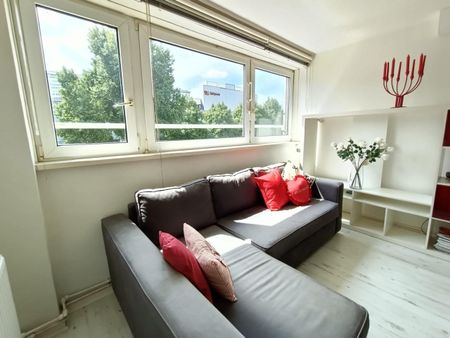 1 Bed Flat, Stebbing House, W11 - Photo 4
