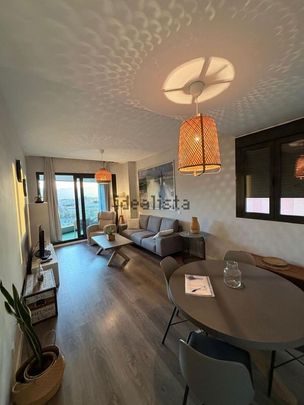 Alquiler de piso en Bulevar Louis Pasteur, 16 - Photo 1