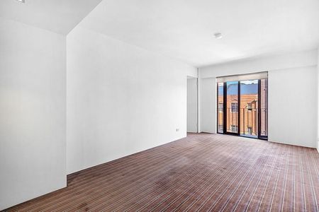 326/50 Macleay Street, Elizabeth Bay, Sydney - Photo 2