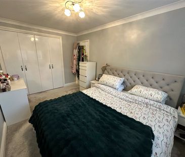 Netherhouse Moor, Church Crookham, Fleet, Hampshire, GU51 - Photo 3