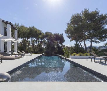 Luxury Detached House for rent in Cala Tarida, Spain - Photo 2