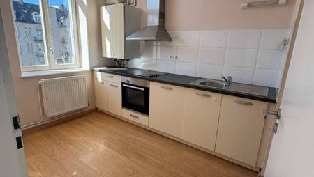 METZ GARE - APPARTEMENT F4 -3 CHAMBRES - Photo 4