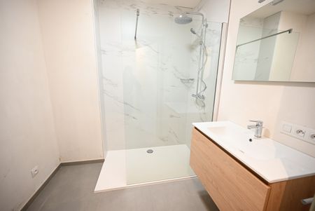 NIEUWBOUW gelijkvloers appartement met ZONNIG terras & tuin - Photo 3