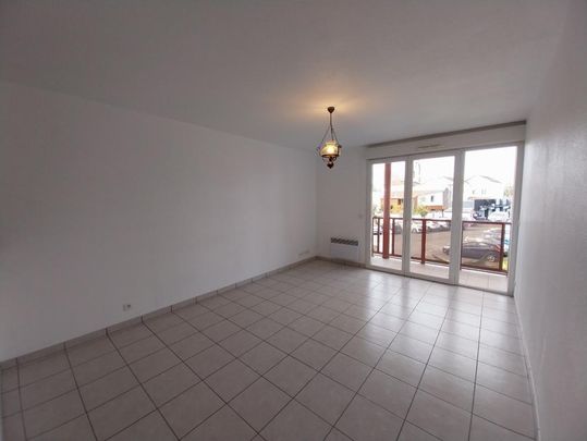 Location Appartement 2 pièces 45m² ARES 33740 - Photo 1