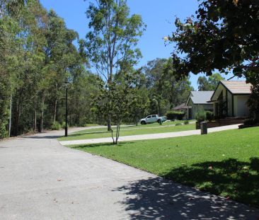 Three Living Areas - Photo 3