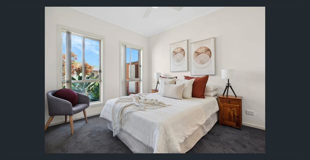 A modern home in convenient location - Photo 1