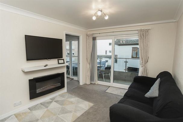 2 bedroom apartment to rent - Photo 1