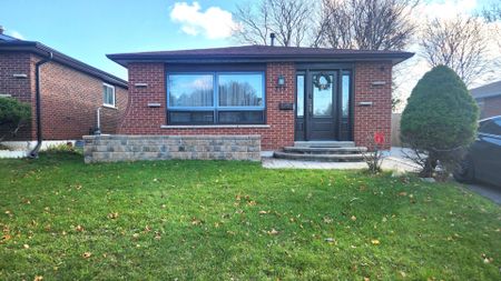 For Lease - 317 Burrows Hall Boulevard Unit# Lower, Toronto, Ontario - Photo 2