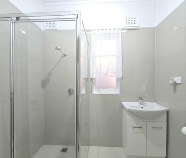 Recently Updated 4 Bedroom Home! - Photo 6