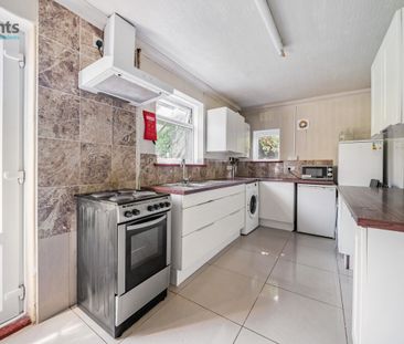 4 bedroom house to rent - Photo 3