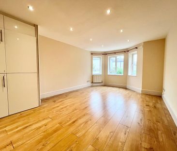 3 bedroom apartment to rent - Photo 4