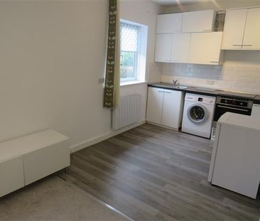 Percy Road, BOURNEMOUTH - Photo 5