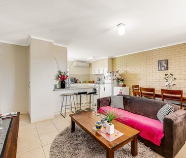 Central Two-Bedroom Unit with Garage - Photo 6