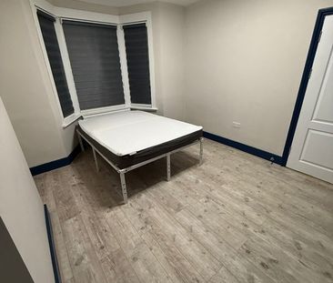 Room in a Shared House, Whitehorse Road, CR7 - Photo 2