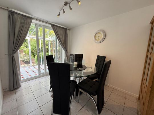 1 bedroom house,sharedAccommodation in Arncliffe, Bracknell - Photo 1