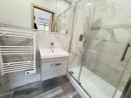 2 bedroom apartment to rent - Photo 4