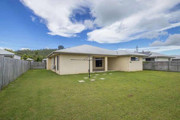 9 Ellsworth Drive, Mount Louisa - Photo 1