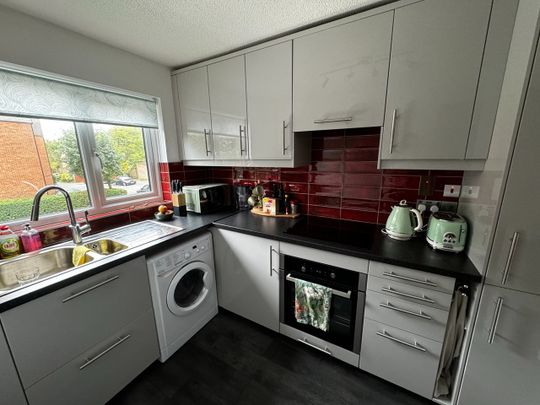 Room in a Shared Flat, Anerley, SE20 - Photo 1