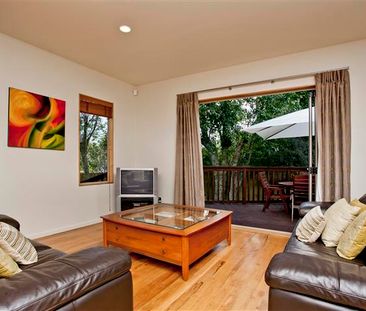 Property Management190B East Coast Road, Castor Bay - House for Rent - Photo 3