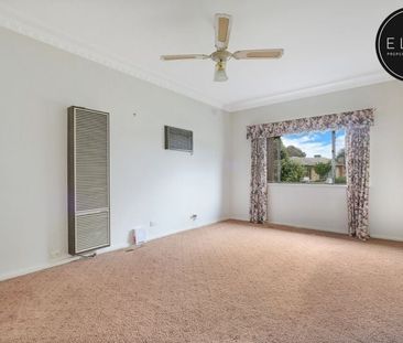 987 Wingara Street, North Albury - Photo 1